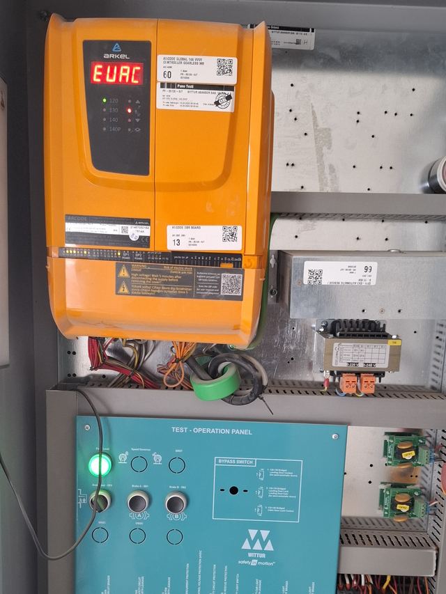 Elevator maintenance